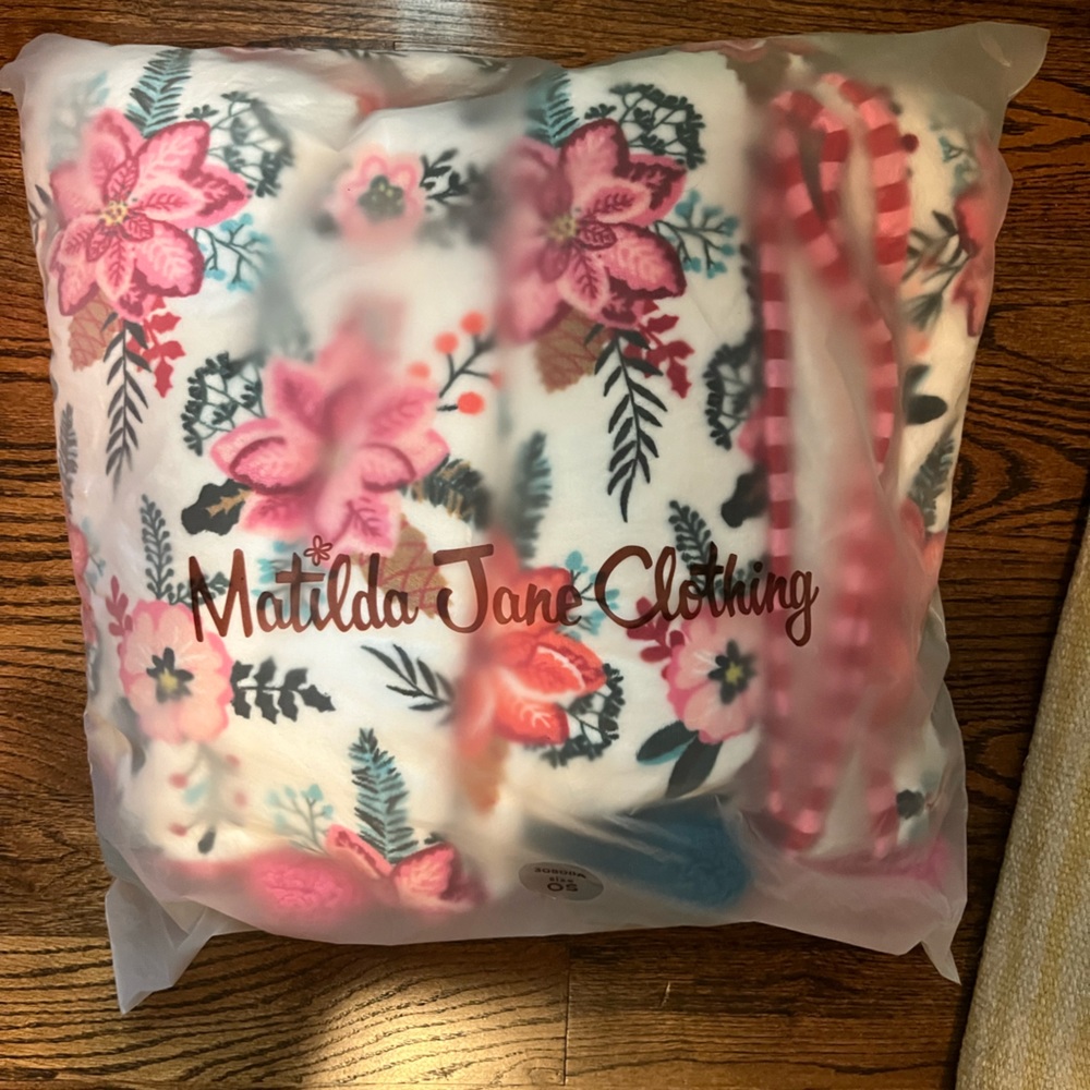 NWTIB!!  Matilda Jane Blanket!